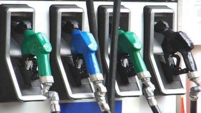 Combustibles: Axion y Shell suben los precios de las naftas y gasoil