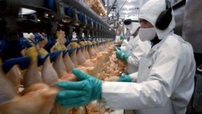 La FTIA acordó la paritaria de sector avícola
