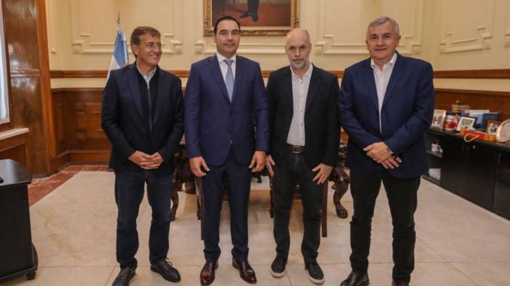 Larreta le responde a Macri mostrndose con los tres gobernadores radicales