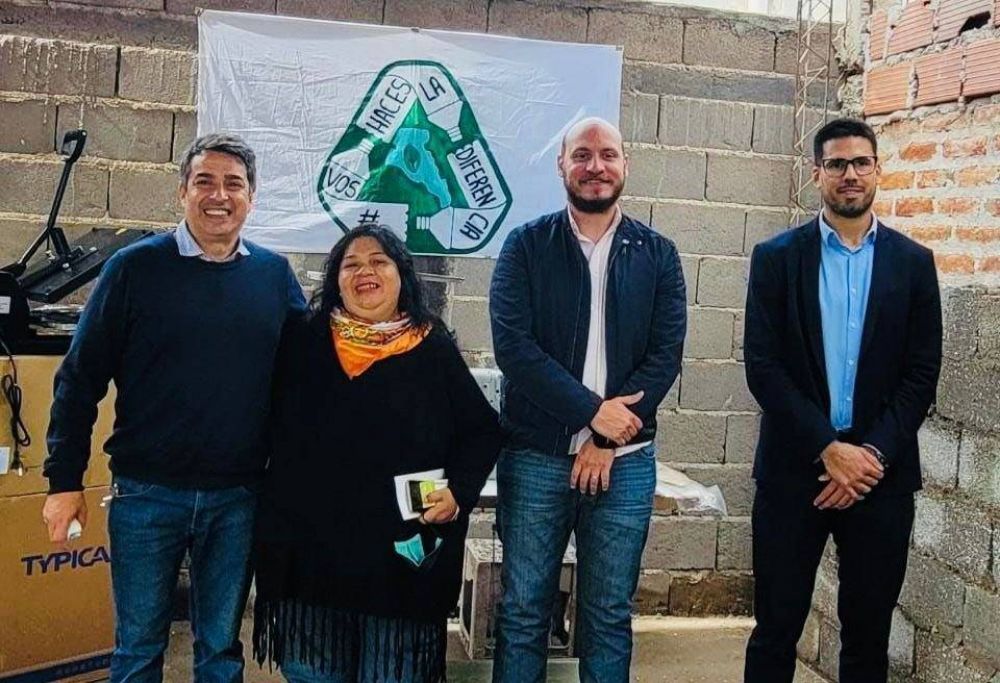 La novedosa f�brica que hace tela con pl�sticos reciclados