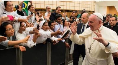 El Papa Francisco hace importante cambio en la ley de la Iglesia para los institutos religiosos