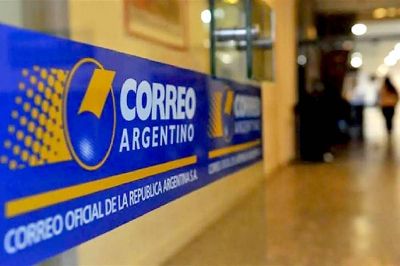 El Gobierno apela ante la Corte Suprema para acelerar la causa Correo Argentino, que involucra a Macri
