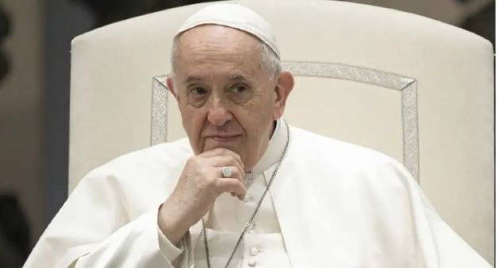 Papa Francisco: La Iglesia debe responder a la crisis antropolgica del mundo actual