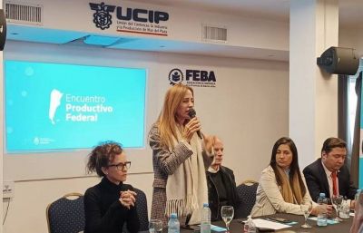 Victoria Tolosa Paz en Mar del Plata: “Estamos siempre junto a los trabajadores”