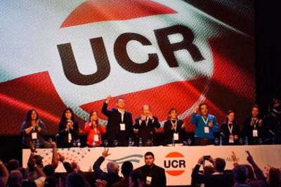 Desde la UCR afirman que �Macri tiene ganas de romper� JxC porque �est� desesperado por juntarse con Milei�