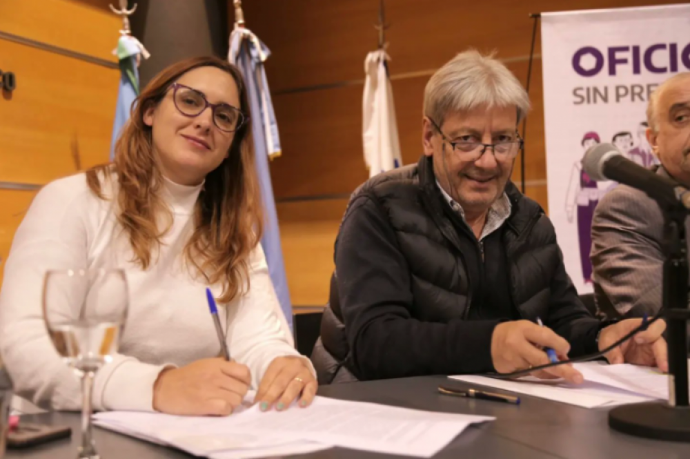 Otro gesto entre Furln y Kicillof: el ministerio de Trabajo bonaerense y la UOM firmaron acuerdo para potenciar la formacin de metalrgicos