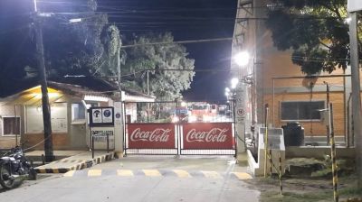 Controlan fuga de amoniaco en embotelladora de Coca Cola en Trinidad