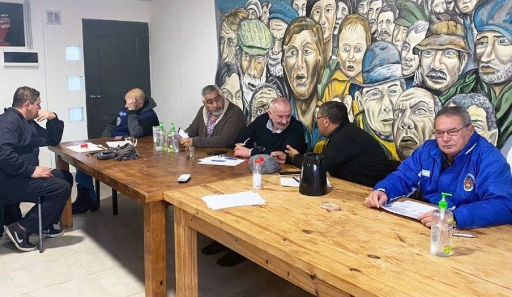 SAONSINRA acord aumentos del 60% al 73% para obreros navales de Mar del Plata