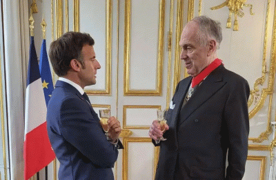 Francia otorga máximo honor a Ronald Lauder, presidente del Congreso Judío Mundial