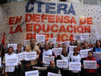 Docentes patagónicos le piden a CTERA que convoque a un paro nacional
