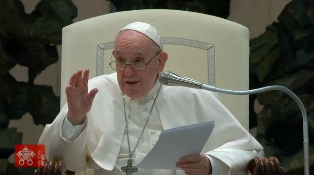 El Papa Francisco defiende la belleza de la vejez ante el mito de la eterna juventud