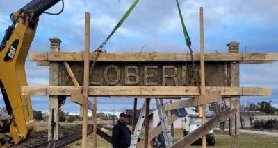 Restauran el cartel ferroviario de Lobería
