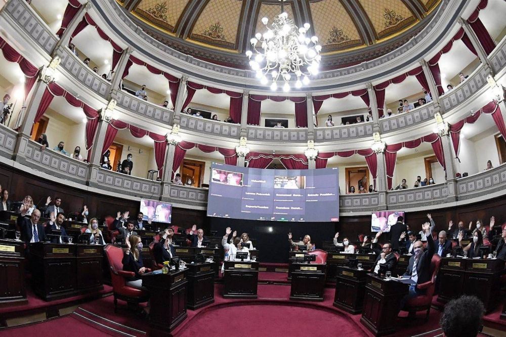 El Senado provincial estudia nuevas licencias por adopcin para estatales bonaerenses