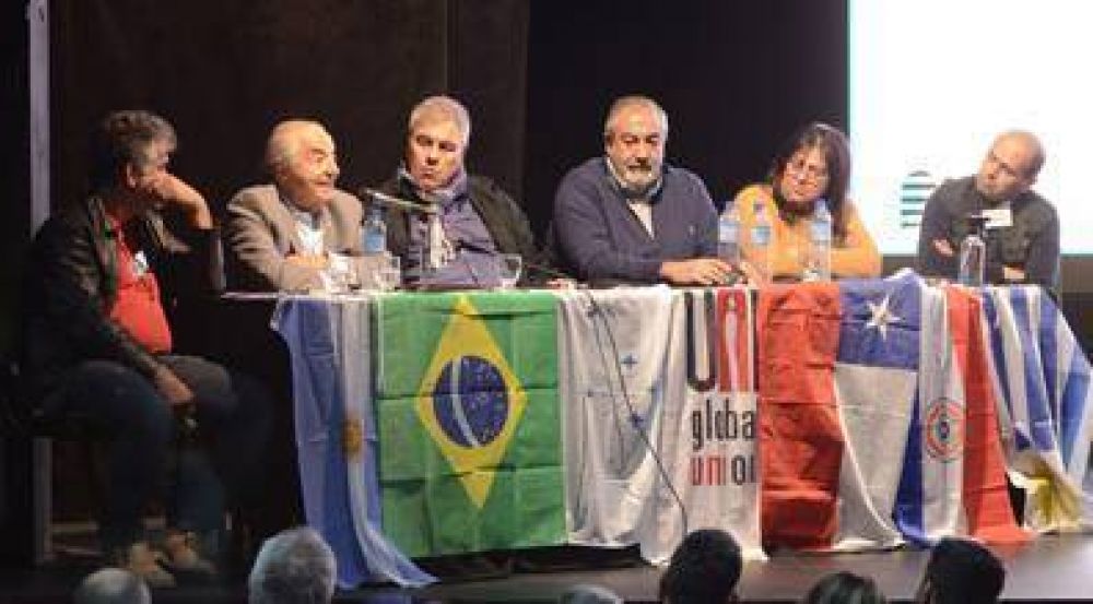 Concluy el Segundo Congreso de la Confederacin de Sindicatos de Comercio del Mercosur en Buenos Aires