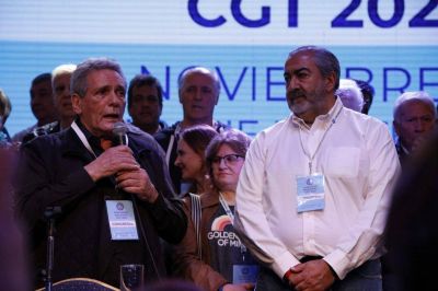 La CGT empieza a elegir su candidato para 2023 y Acuña blanqueó que apoyará a Sergio Massa: «Yo lo quiero de presidente, le tengo confianza»
