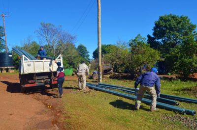 Posadas: extienden la red de agua para más de 50 familias de El Porvenir 1
