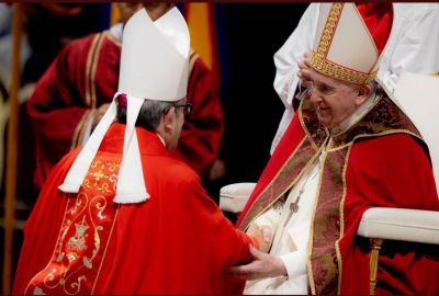 El mensaje de Luis Argüello en ECCLESIA tras recibir el Palio Arzobispal del Papa Francisco: 