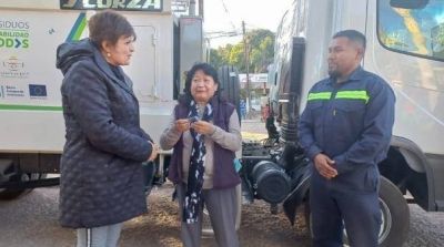 El Gobierno de Jujuy entregó un nuevo camión recolector a Calilegua