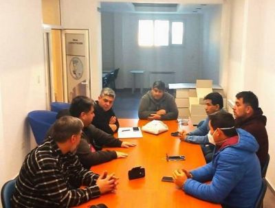 Profusa actividad gremial de los referentes de Petroleros Jerrquicos en Ro Gallegos