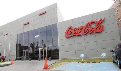 Industria Mexicana de Coca-Cola realiz� jornada de limpieza recolectando m�s de 4 toneladas de residuos
