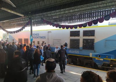 La Fraternidad celebró la llegada del tren a San Luis pero cuestionó: «No podemos avalar a funcionarios que asfaltaron vías ferroviarias»