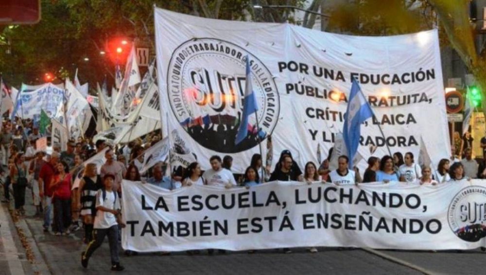 Polmica en Mendoza por la prohibicin a docentes de hacer asambleas en horas de clases