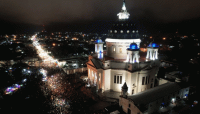 El gesto de miles de peregrinos que emocion� al Obispo de Corrientes