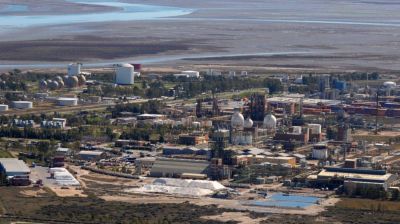 3.500 trabajadores de la UOCRA tendrán un aumento del 102% en el Polo Petroquímico de Bahía Blanca