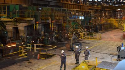 En Acindar comenzaron las protestas y los metalúrgicos redoblan la presión por la reapertura de las paritarias: «La propuesta de las asambleas es ir al paro»