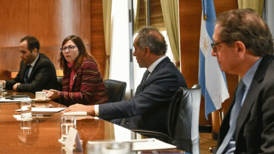D�lar: el Gobierno minimiza la escalada, asegura que hay reservas y descarta un tipo de cambio especial para el agro