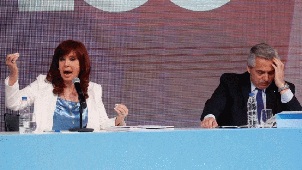 Alberto Fernndez y Cristina Kirchner definen medidas y cambios de gabinete