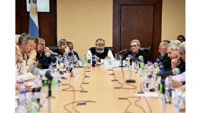 La CGT mantiene el rechazo a bono o sumas fijas y no se apura frente al a crisis