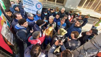 Antes de la nueva audiencia paritaria de la UOM, Furl�n apur� a Alberto: �Los trabajadores estamos esperando ser acompa�ados por el gobierno para resolver la puja distributiva�