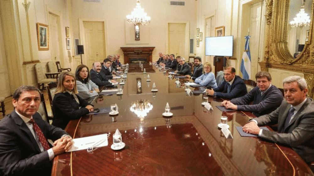 Alberto Fernndez recibi a los gobernadores peronistas en Casa Rosada