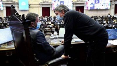 El regreso de M�ximo Kirchner, la letra chica del plan Massa superministro