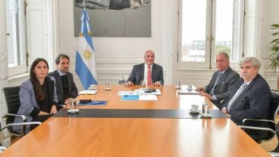 Previo a la asunción de Sergio Massa como ministro de Economía, Juan Manzur recibió a la UIA