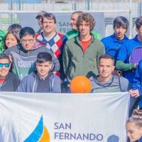 Juan Andreotti entregó indumentaria más de 200 deportistas federados de los Polideportivos de San Fernando