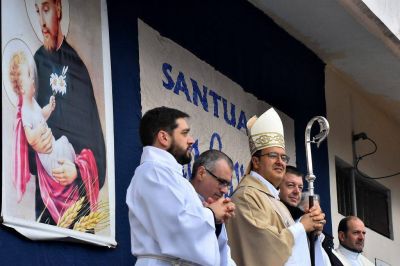 Mar del Plata | El obispo Mestre pidió en San Cayetano “privilegiar siempre a los más desprotegidos”