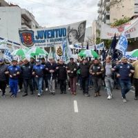 Marcha de la CGT: gremios del transporte y la industria exigieron la protección integral para todos los trabajadores, desocupados y jubilados
