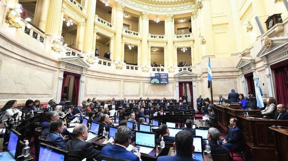 Cristina Kirchner aline al bloque en el Senado y le dar prioridad a los pedidos de Sergio Massa
