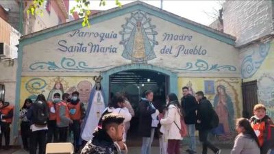 Fiesta popular y deportes en el Bajo Flores por la llegada la Virgen de Luján