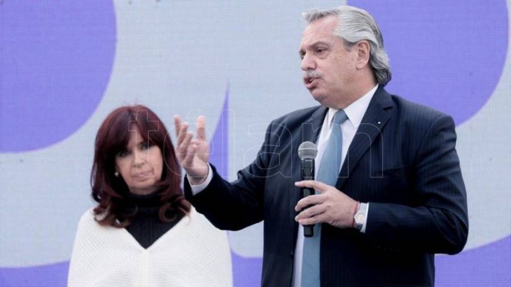 El Presidente se solidariz� con Cristina Fern�ndez y conden� la 