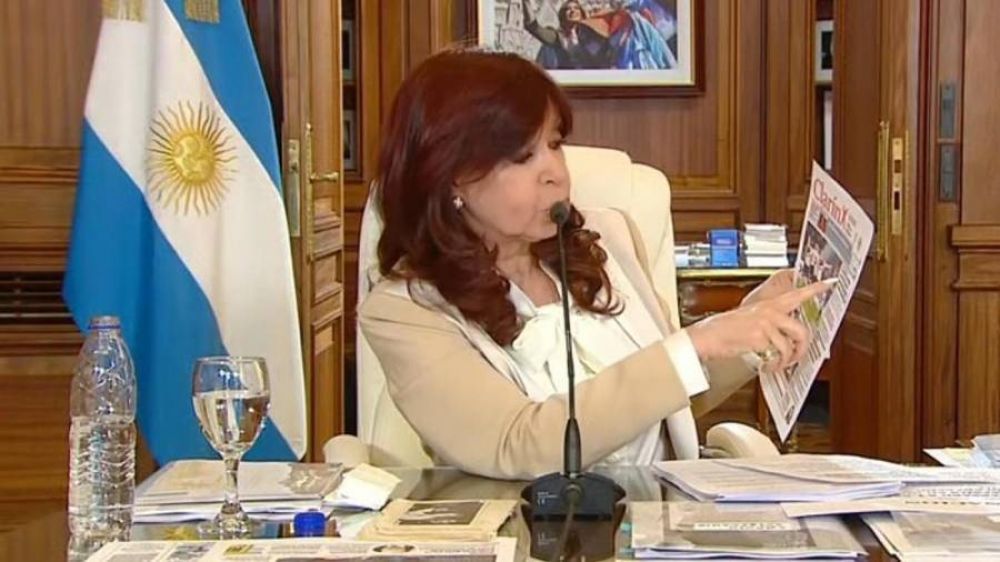 Cristina Fern�ndez difundi� otra prueba del v�nculo entre el fiscal Luciani y Rodr�guez Sim�n