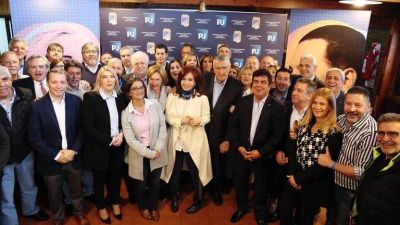Sin Alberto Fern�ndez, el PJ se reunir� en defensa de Cristina Kirchner y definir� si realiza una movilizaci�n