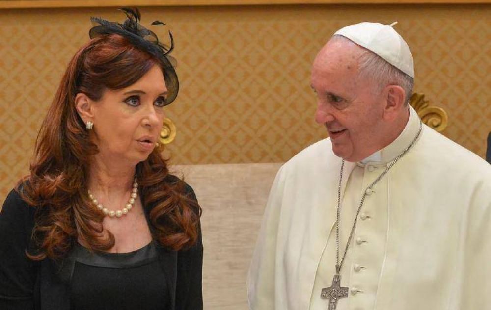 El Papa reza por la Argentina y el respeto de los valores democráticos