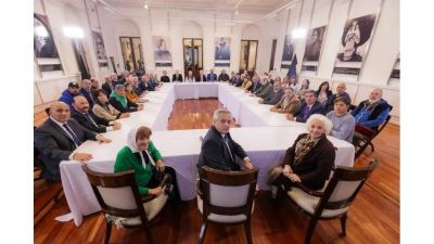 Reuni�n en la Casa Rosada con empresarios y sindicatos