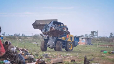 Comenz� la compactaci�n de desechos en la planta de residuos de Santo Tom�