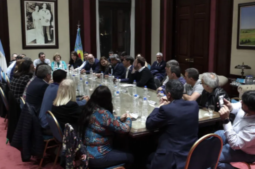 Aumento de 25 por ciento a Estatales: qu dijeron los gremios de la provincia de Buenos Aires