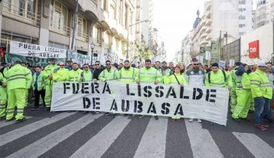 El Sindicato de los Peajes se movilizó hacia el Ministerio de Trabajo: “Fuera Ricardo Lissalde de AUBASA”