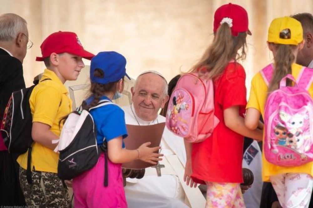 El Papa y el invierno demográfico: «Recemos para que nazcan más niños»